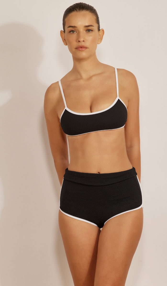 טופ ביקיני לנשים - אדריאן שחור לבן וופל