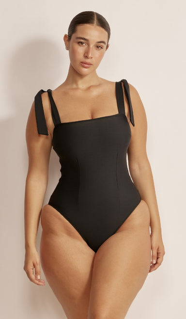 בגד ים שלם לנשים - אופרה שחור