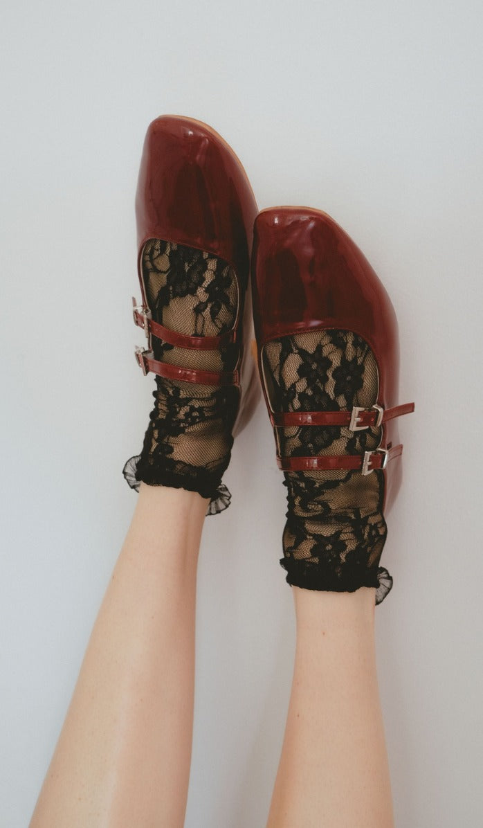 גרבי ניילון לנשים - איסמנה שחור