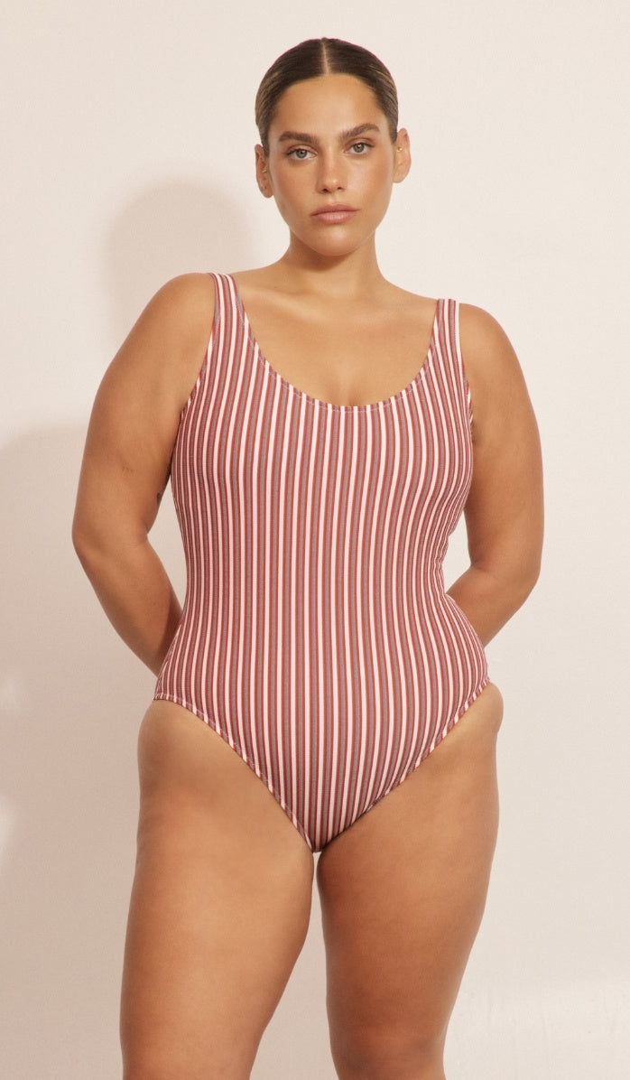 בגד ים שלם לנשים - בקי סטרייפ