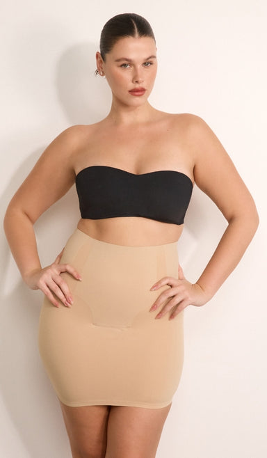 חצאית מחטבת עם תחתון מובנה - פודרה