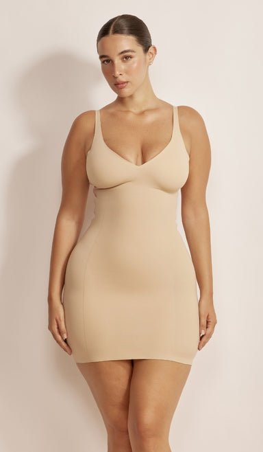 שמלה מחטבת - פודרה