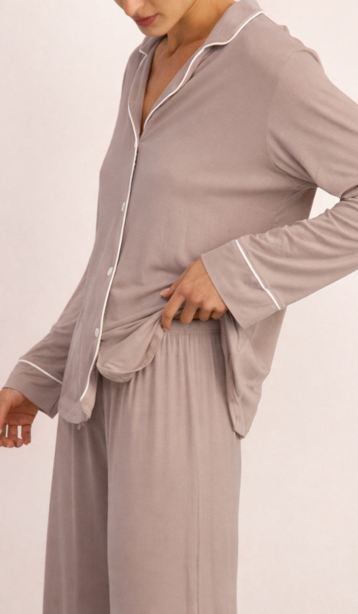 סט מכופתר מיקרו מודל - גרייג׳