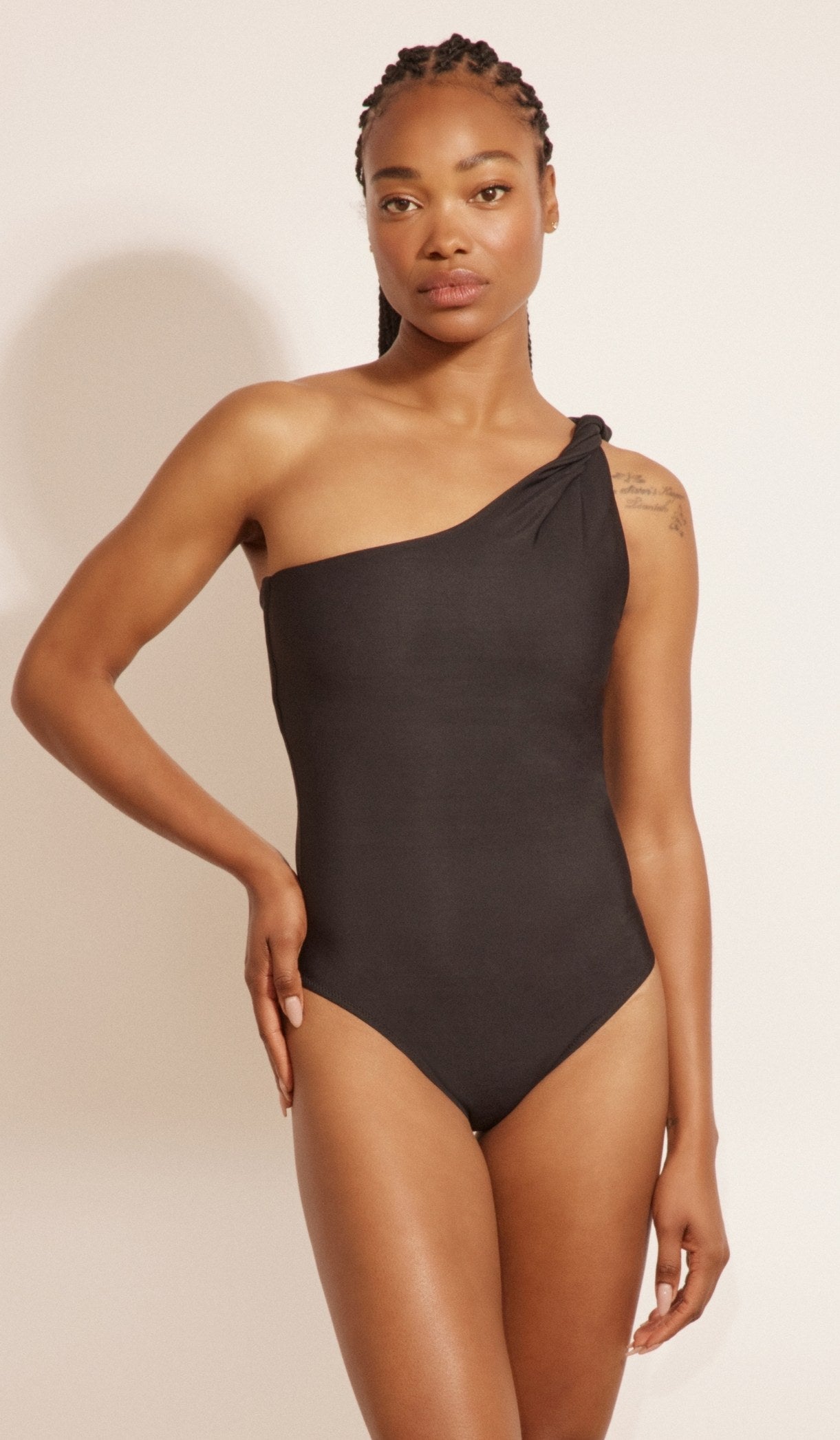 בגד ים שלם לנשים - אלזה שחור