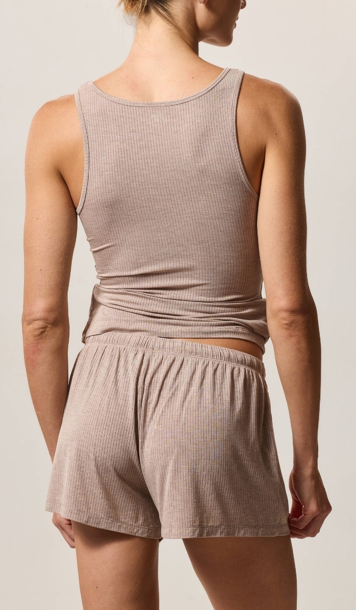 מכנסיים קצרים קלאסיים - ריב מודל לאטה