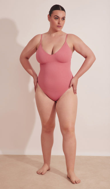 בגד ים שלם לנשים - איימי פונץ'