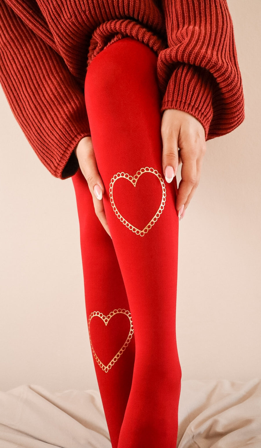 גרביון נשים אטום - בלב שלם אדום